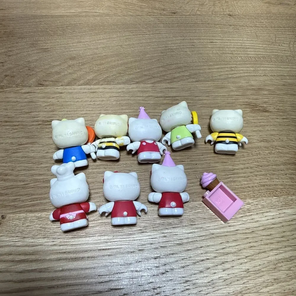2011 Sanrio Mega Bloks Hello Kitty Mini Figure Lot Of 8 + Accessories Seen In Pi